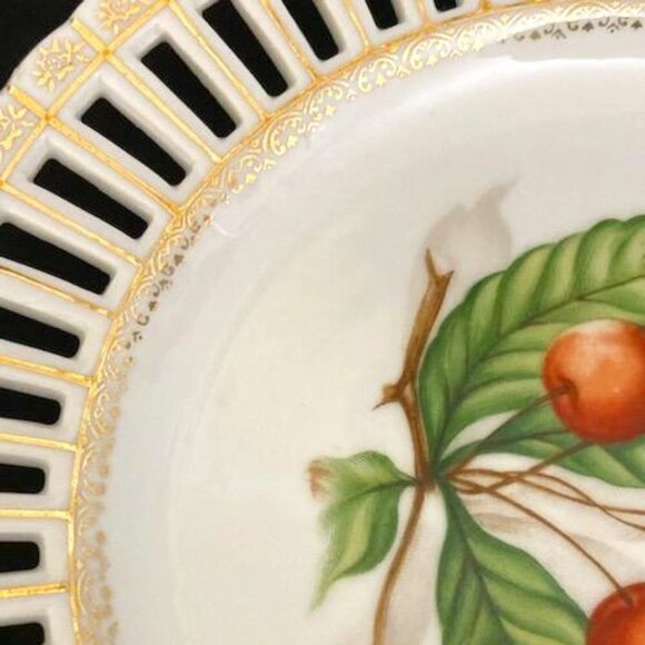 Vtg Ucagco Porcelain Ceramic Fruit Plate Cherries 8" Reticulated Gilded Japan - Picture 2 of 6